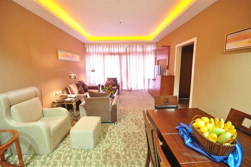 Sunlight Hotel Puerto Princesa Екстериор снимка