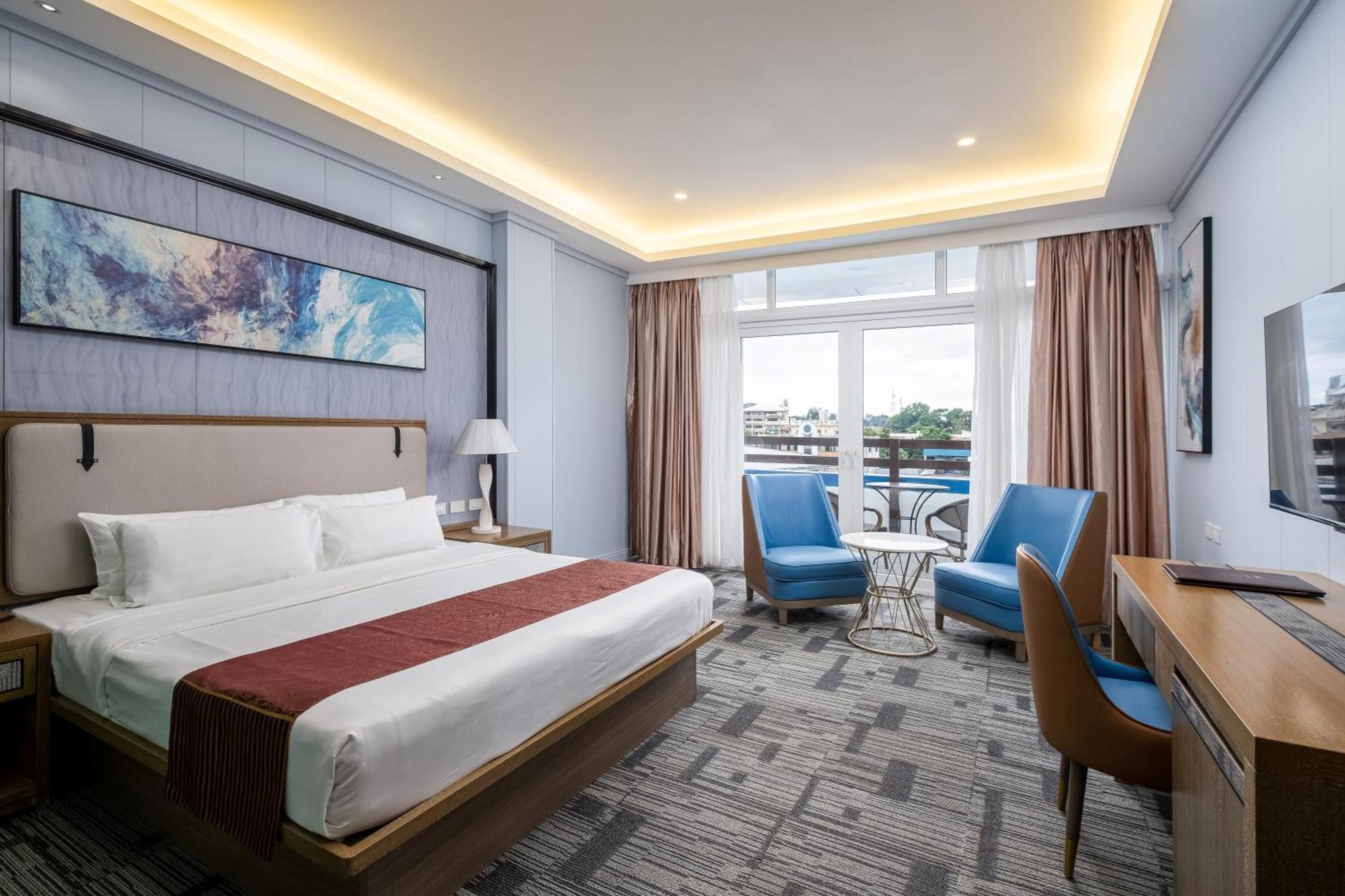 Sunlight Hotel Puerto Princesa Екстериор снимка