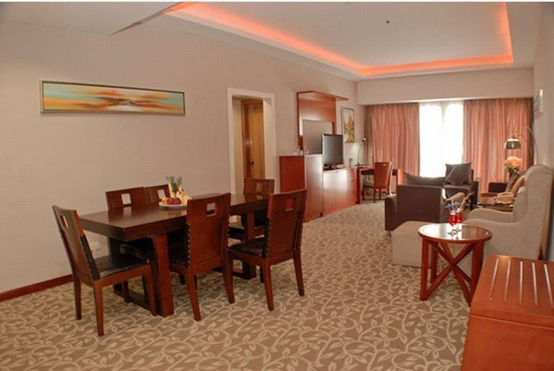 Sunlight Hotel Puerto Princesa Екстериор снимка
