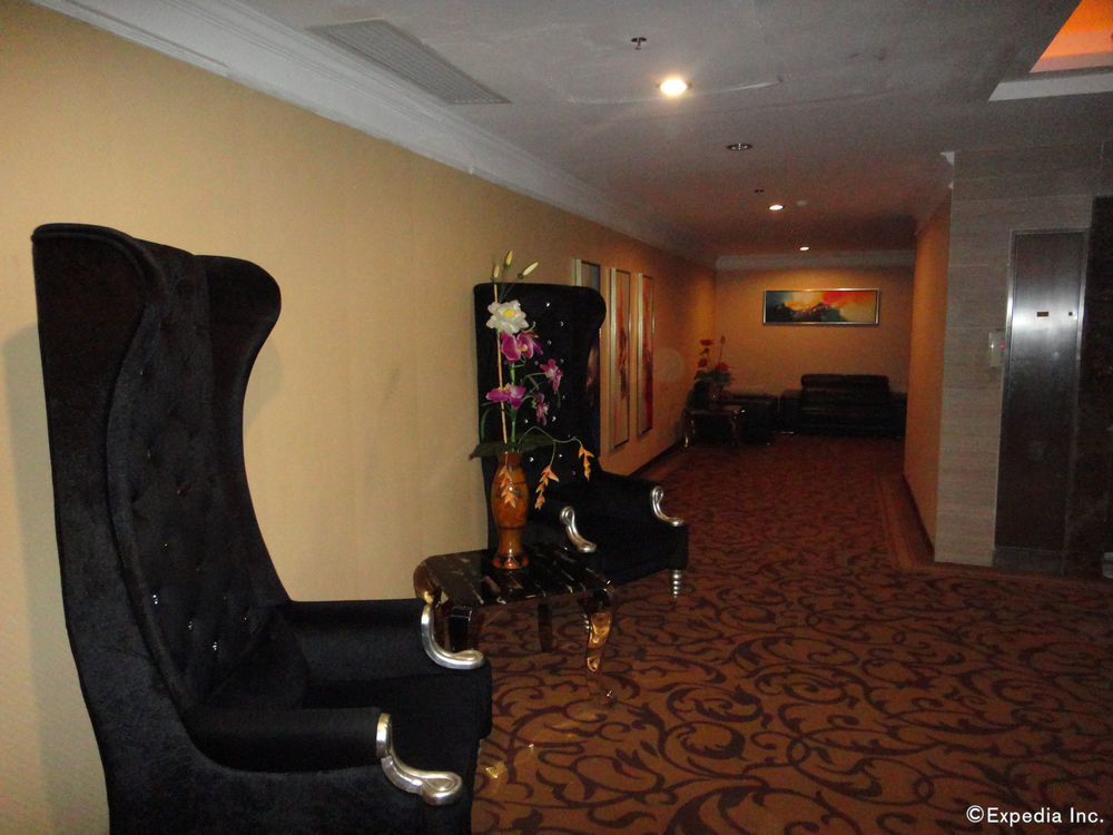 Sunlight Hotel Puerto Princesa Екстериор снимка
