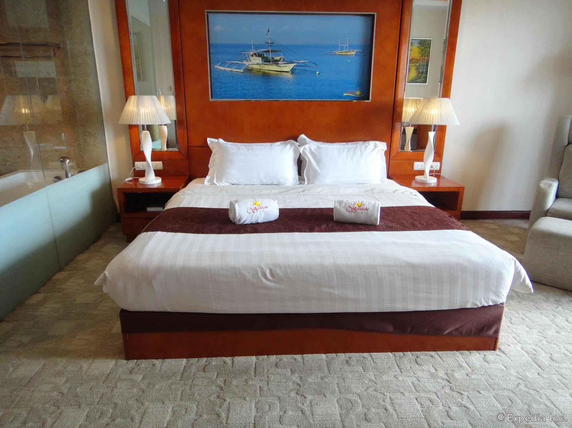 Sunlight Hotel Puerto Princesa Екстериор снимка